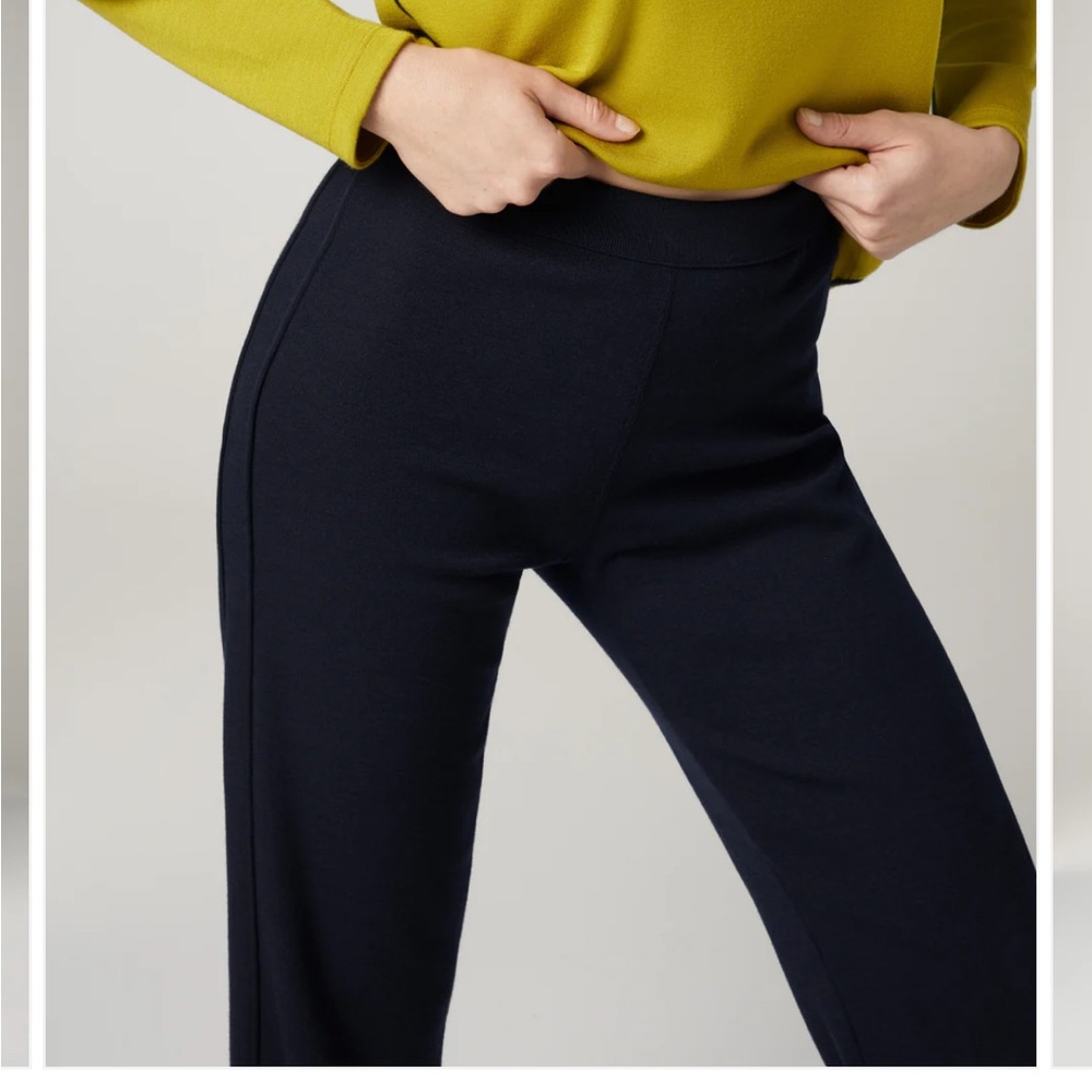 Manrico Cashmere Women's Navy Pull On Pants